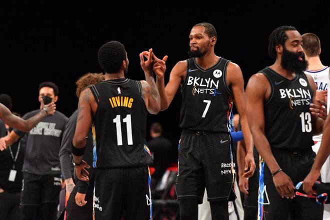 国际邀请赛落幕强队交锋（国际邀请赛谢幕，强队巅峰对决）