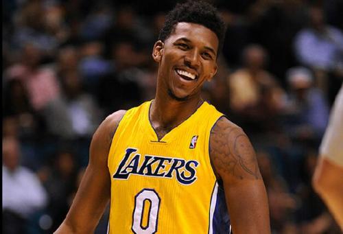 意媒：冈萨雷斯距离被马竞3200万买断还差12场西甲比赛（意媒：冈萨雷斯再踢12场西甲，马竞将以3200万买断）