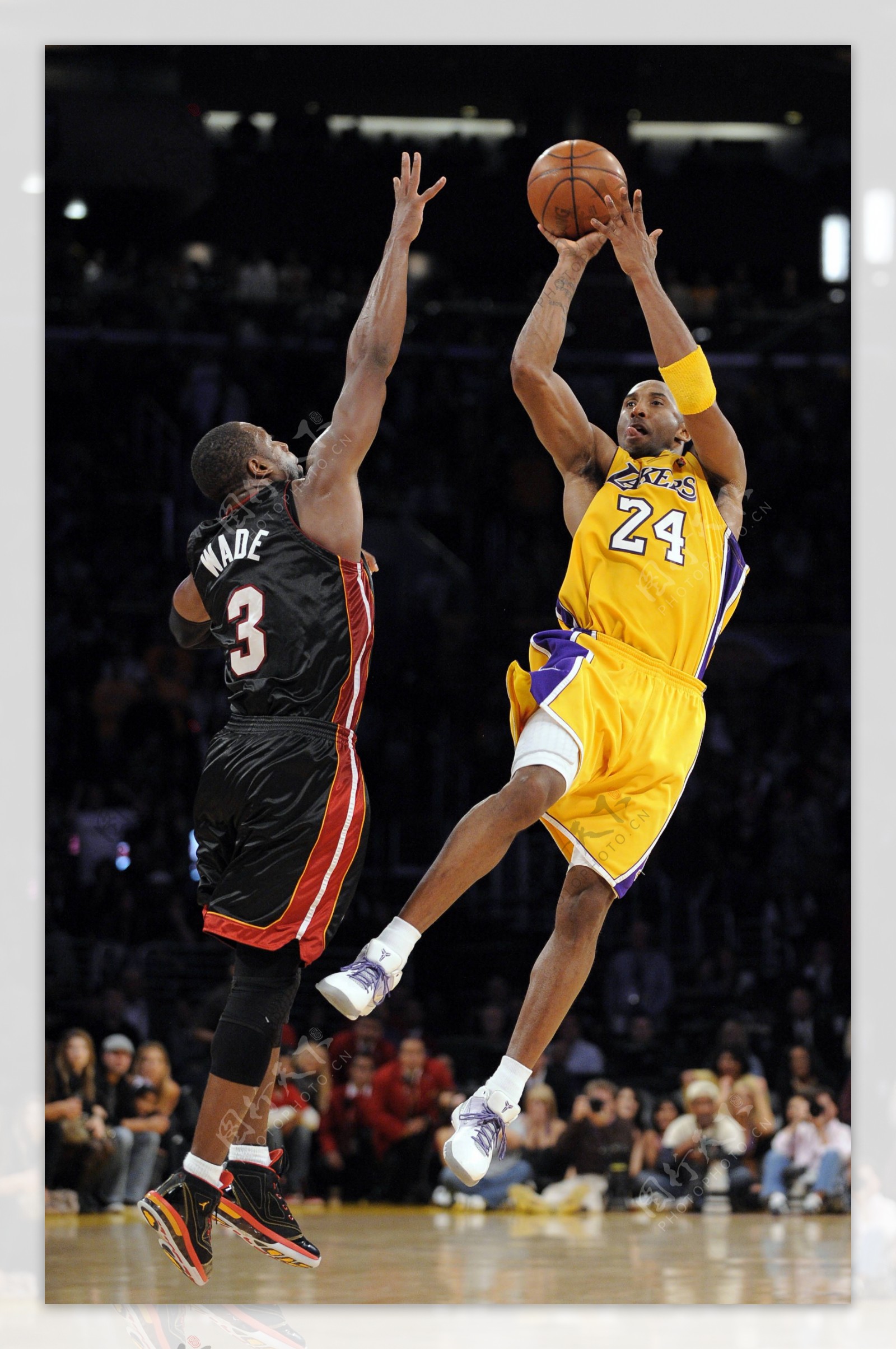 确实不赖东契奇！在湖人艾顿就是没有办法得到更多的球权支持？（东契奇并无过错！为何在湖人，艾顿始终难以获得更多球权？）