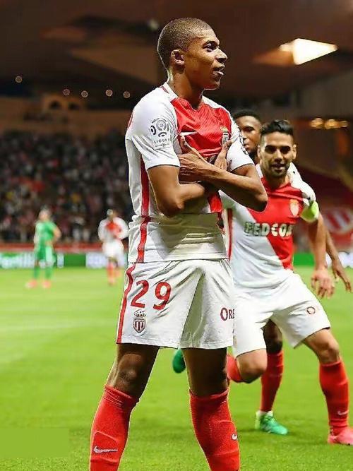 萨基：无法想象意大利无法晋级世界杯，我们需清楚自身局限性（萨基：难以接受意大利无缘世界杯，须正视自身局限）