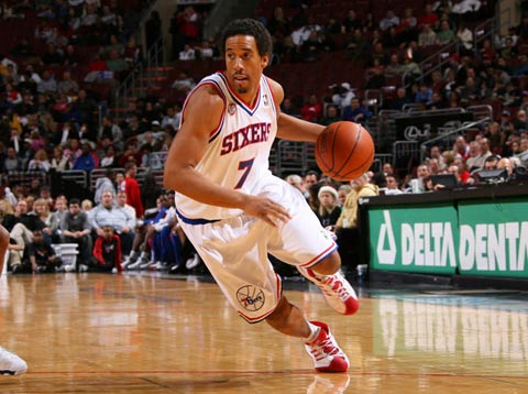 有前科，布莱顿官宣队内韩国小将外租时曾经使用日语（布莱顿被指有前科：官宣韩国小将外租时曾误用日语）