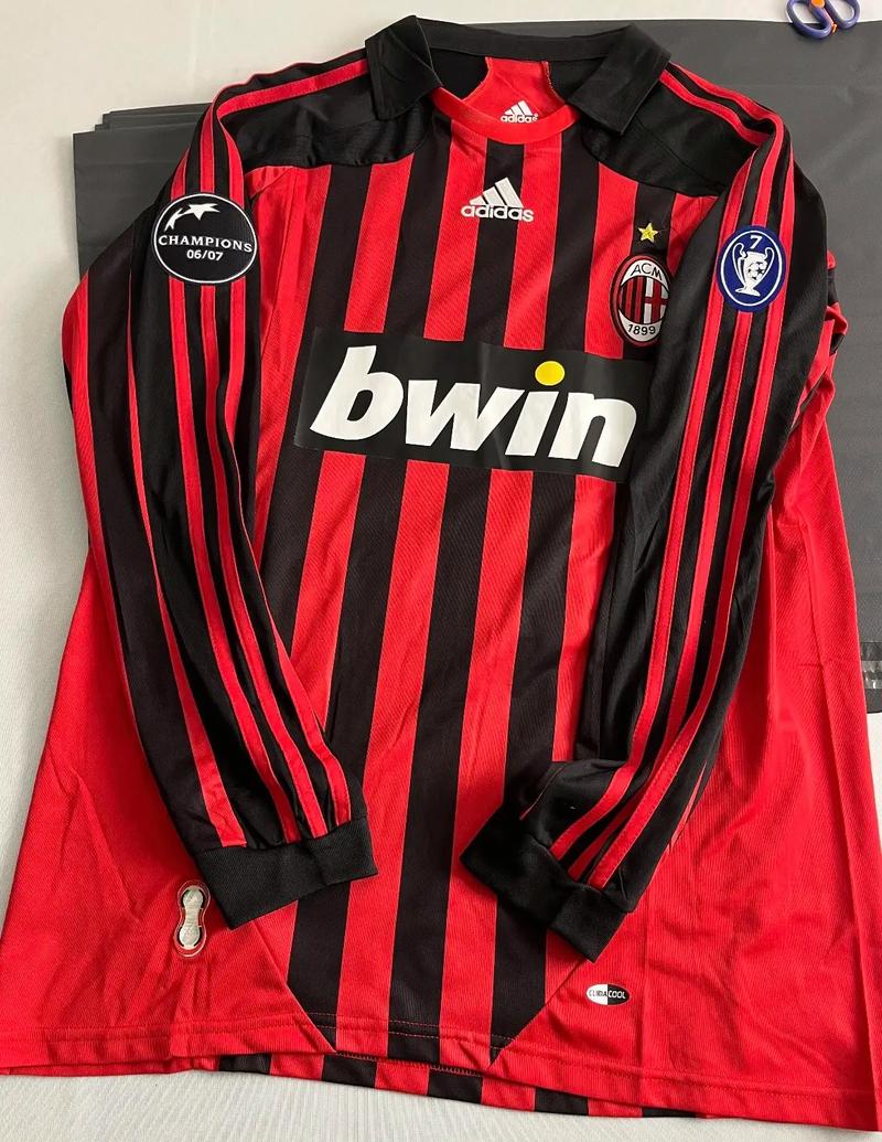 数据网站公布DPOY获奖概率：霍姆格伦居首，大幅领先文班（统计网站发布DPOY概率榜：霍姆格伦领跑，显著领先文班亚马）