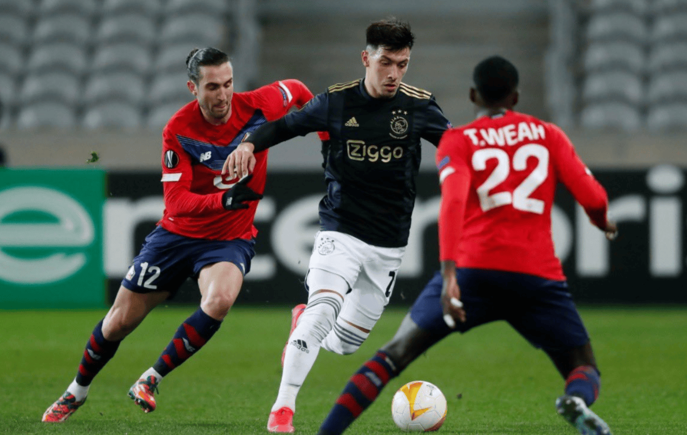 官方：明夏世界杯上下半场中段有强制补水时间，每次3分钟（FIFA官宣：明夏世界杯每半场中段设3分钟强制补水暂停）