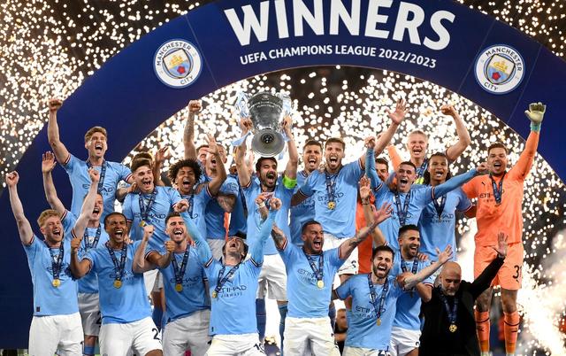 懂球帝足协杯冠军海报：国安是冠军！（懂球帝发布足协杯夺冠海报：国安加冕冠军！）