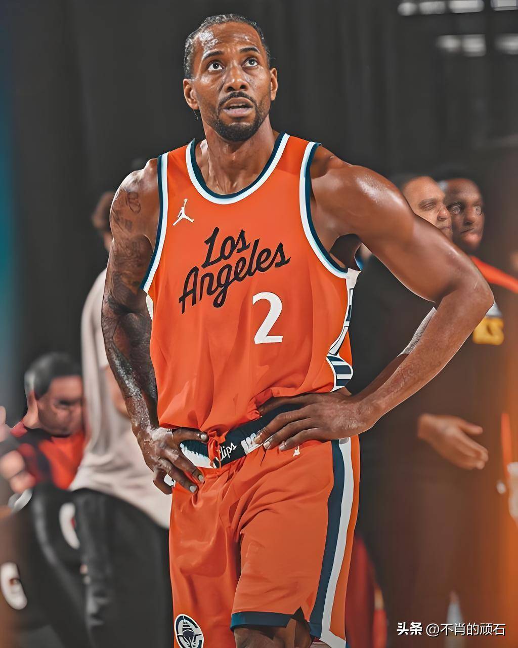 打出赛季最强之战！灰熊锋线新星让人想起了他在新秀赛季的表现？（赛季最佳一战！灰熊锋线新星仿佛重现新秀年风采）