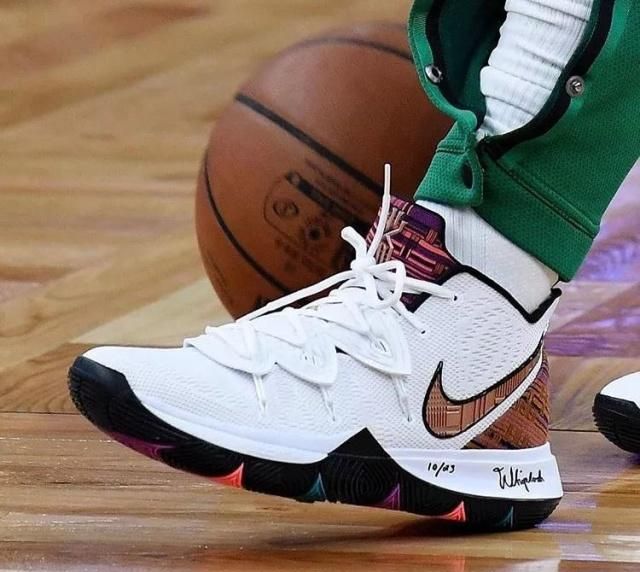 神户主帅：申花球员个人能力非常突出，反击和高球都很有威胁（神户主帅称申花球员个人能力出众，反击与高空球威胁十足）