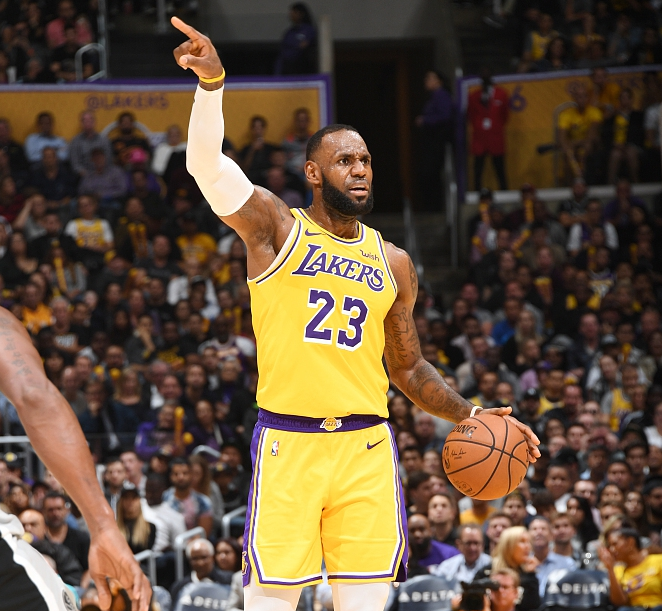 利物浦主席：维尔茨是非凡天才，他有望让我们未来见证金球奖（利物浦主席盛赞维尔茨：天赋非凡，未来有望冲击金球奖）