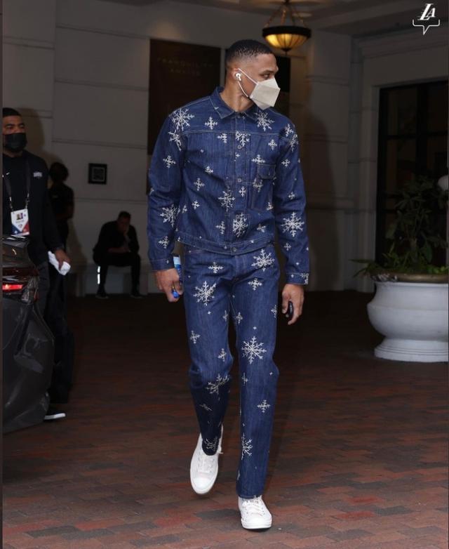 潘德夫：国米比上赛季更强，他们不应该在这么多比赛中犯错（潘德夫：这支国米强于上季，不该在这么多场比赛里犯错）