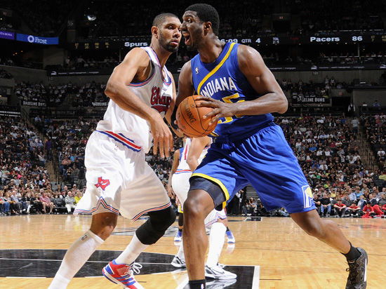 足协主席宋凯现身成都，徐正源、韦世豪、胡荷韬在酒店迎接（中国足协主席宋凯抵达成都，徐正源、韦世豪、胡荷韬在酒店迎候）