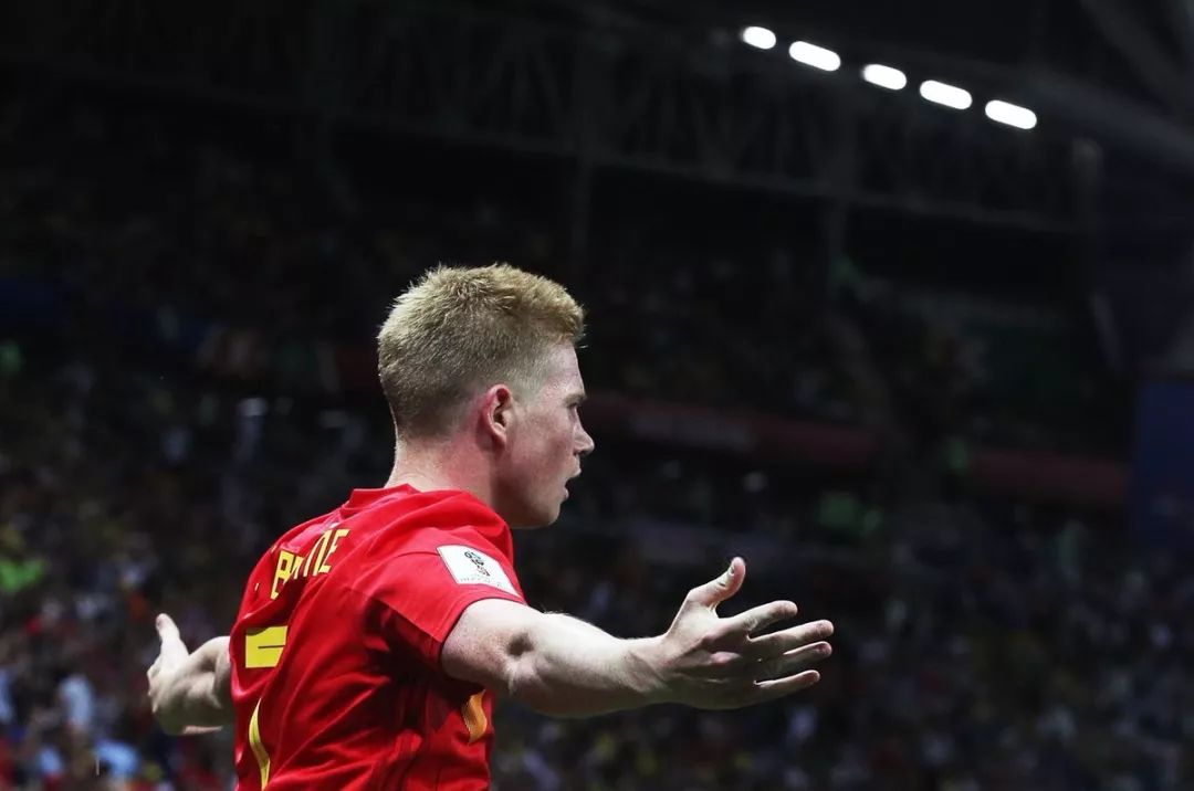 火力凶猛！本赛季欧冠拜仁进球并列最多，击中门框次数最多（拜仁欧冠火力爆表：本赛季进球并列第一，击中门框次数居首）